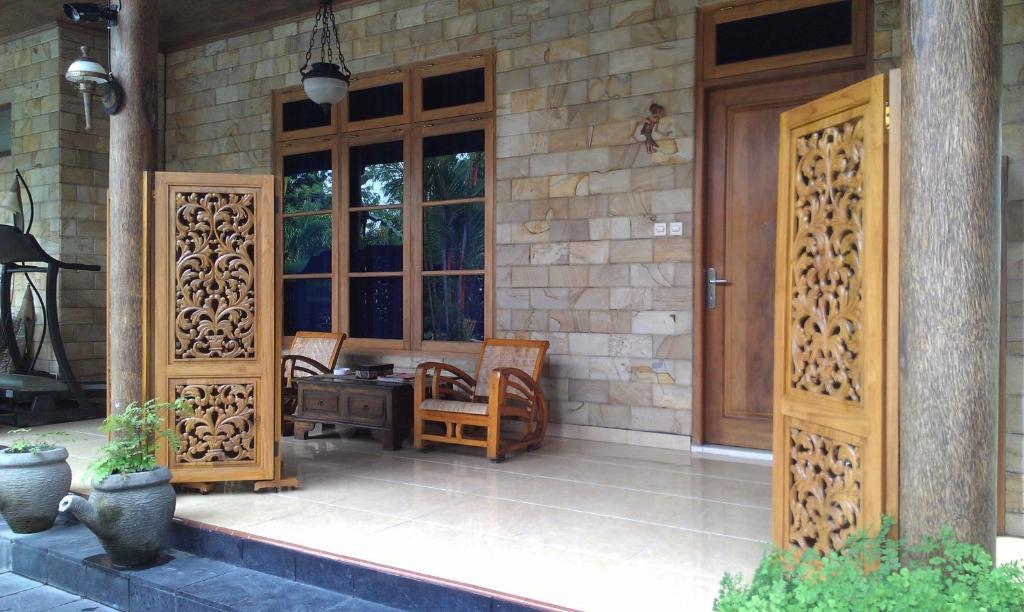Ndalem Bantul Hotel Gandok Exterior photo