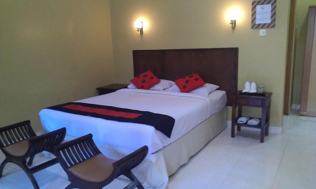 Ndalem Bantul Hotel Gandok Exterior photo